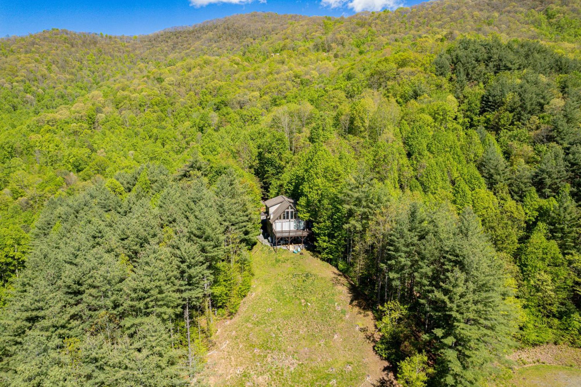 Sweeping Smoky Mountains Vacation Rental Whittier Exterior photo